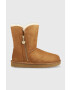 Ugg Μπότες χιονιού σουέτ Bailey Zip Short χρώμα: καφέ - Pepit.gr