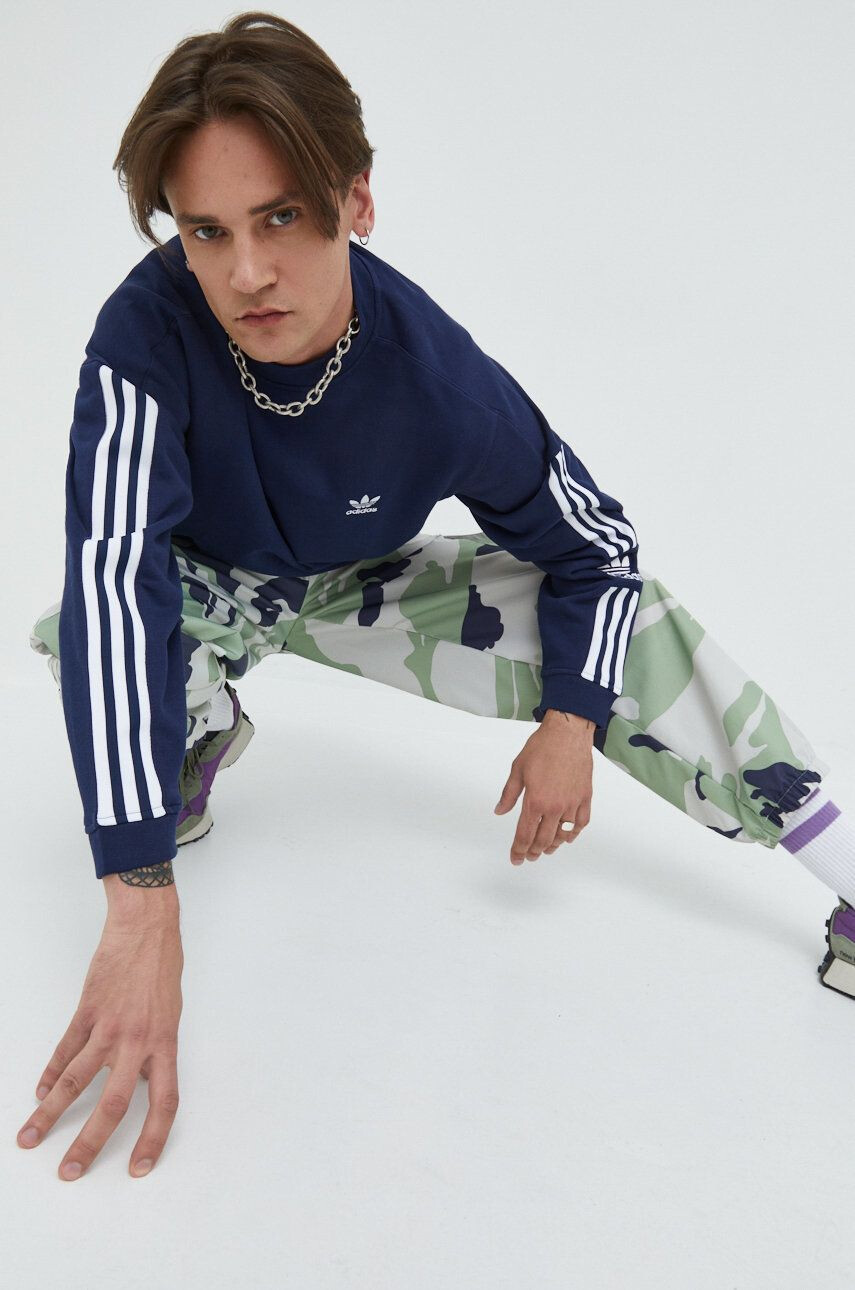 adidas Originals Βαμβακερή μπλούζα - Pepit.gr