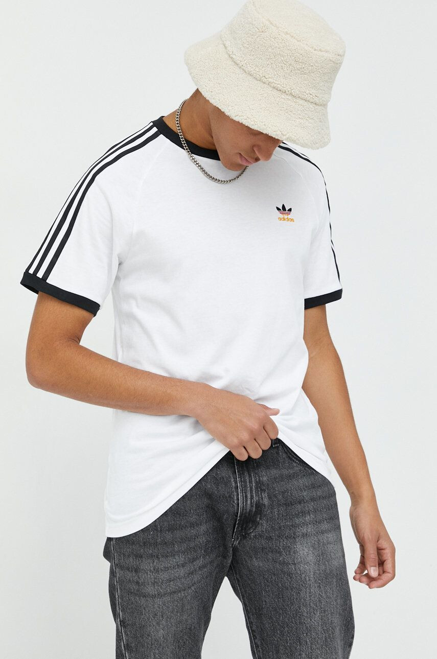 adidas Originals Βαμβακερό μπλουζάκι - Pepit.gr