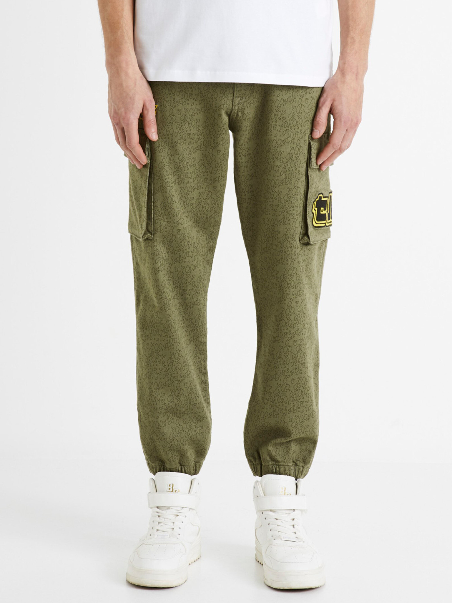 Celio Dragon Ball Z Trousers Green - Pepit.gr