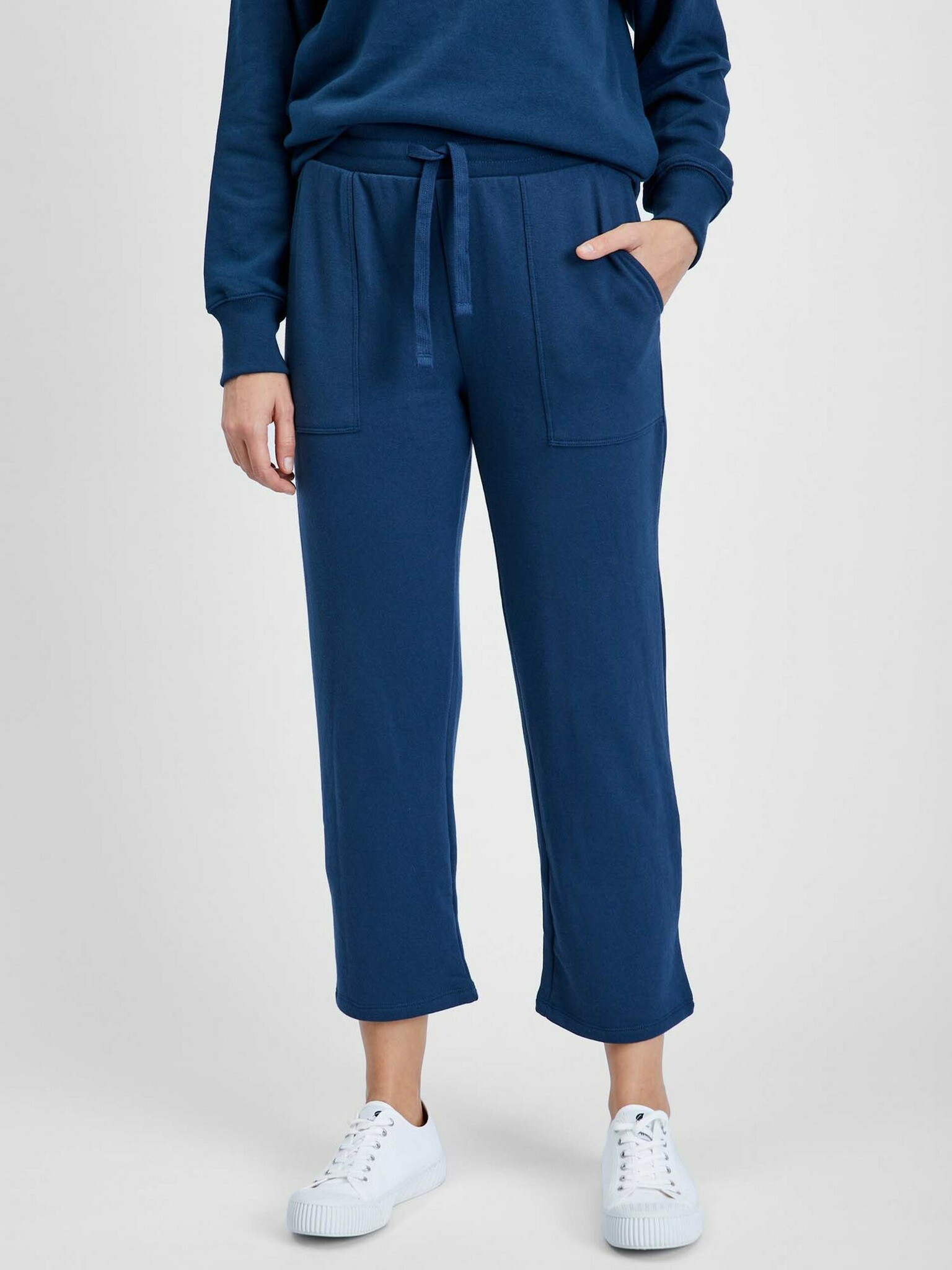 GAP Sweatpants Blue - Pepit.gr