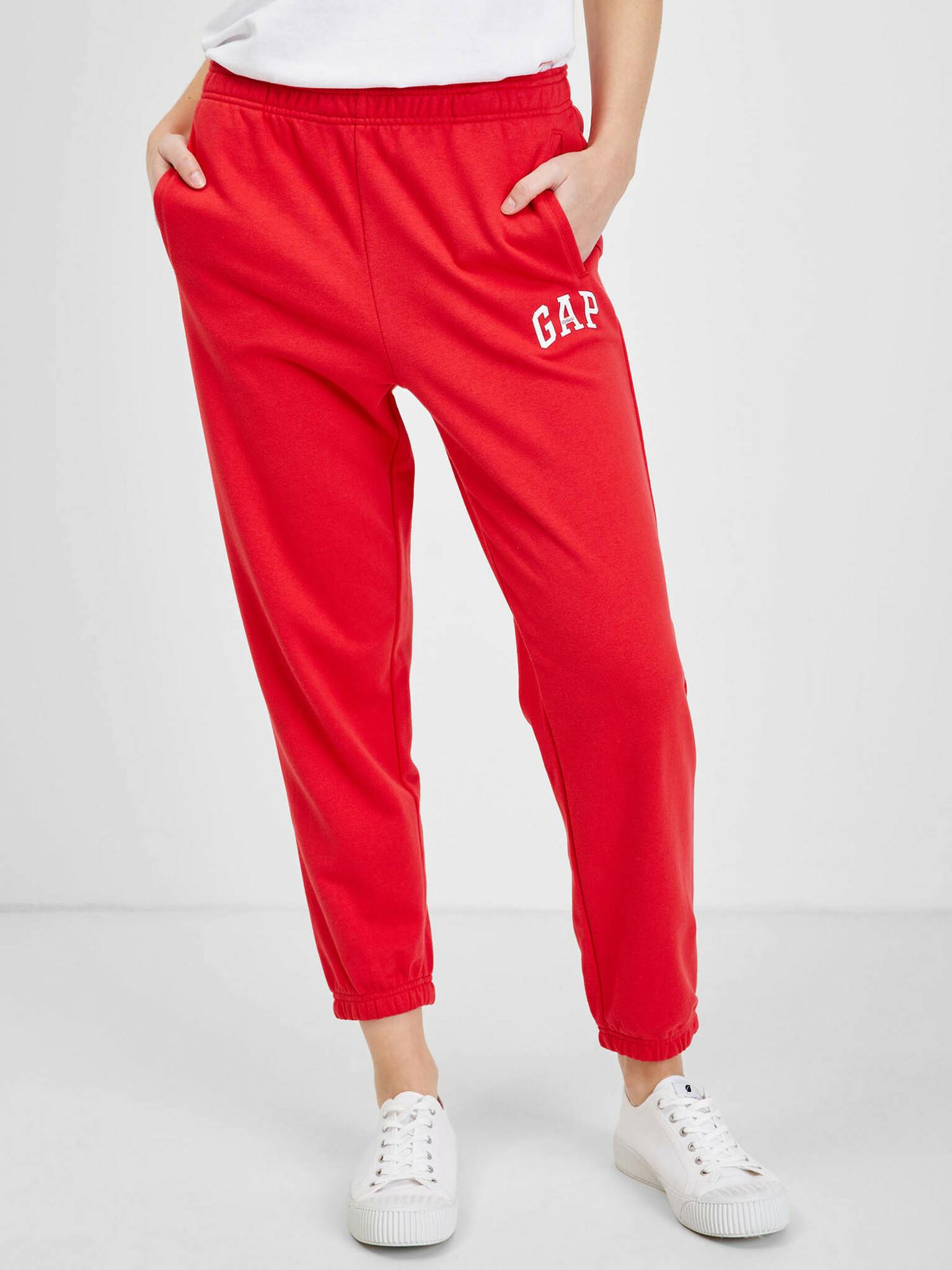 GAP Sweatpants Red - Pepit.gr