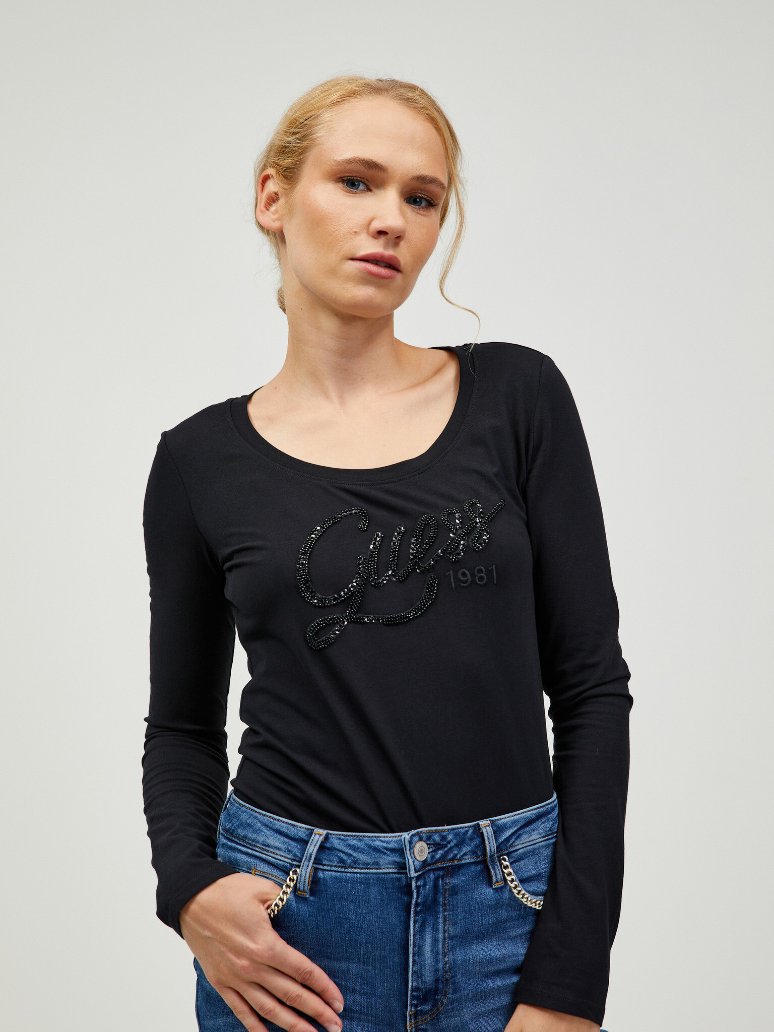 Guess Bryanna T-shirt Black - Pepit.gr