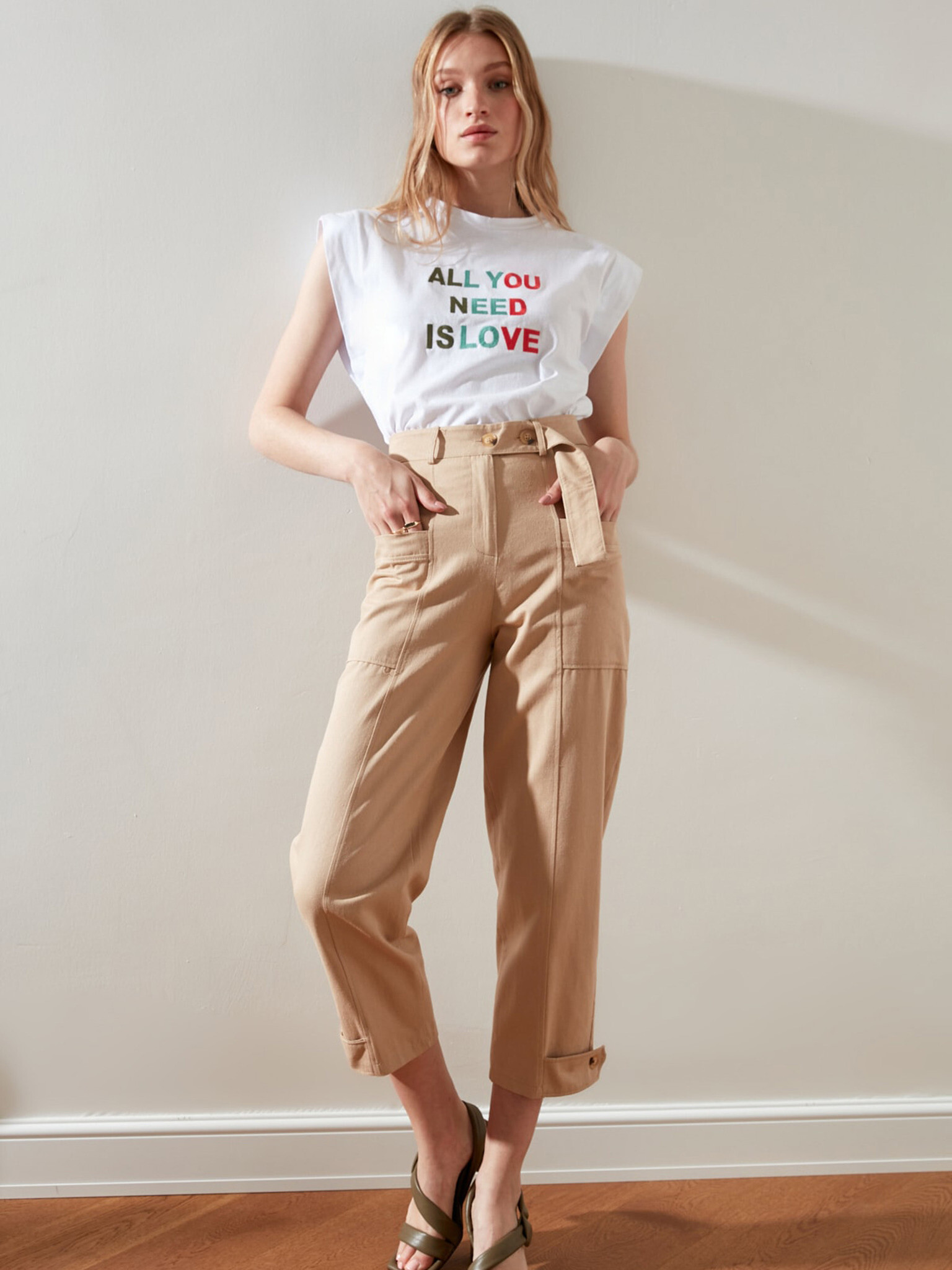 Trendyol Trousers Beige - Pepit.gr