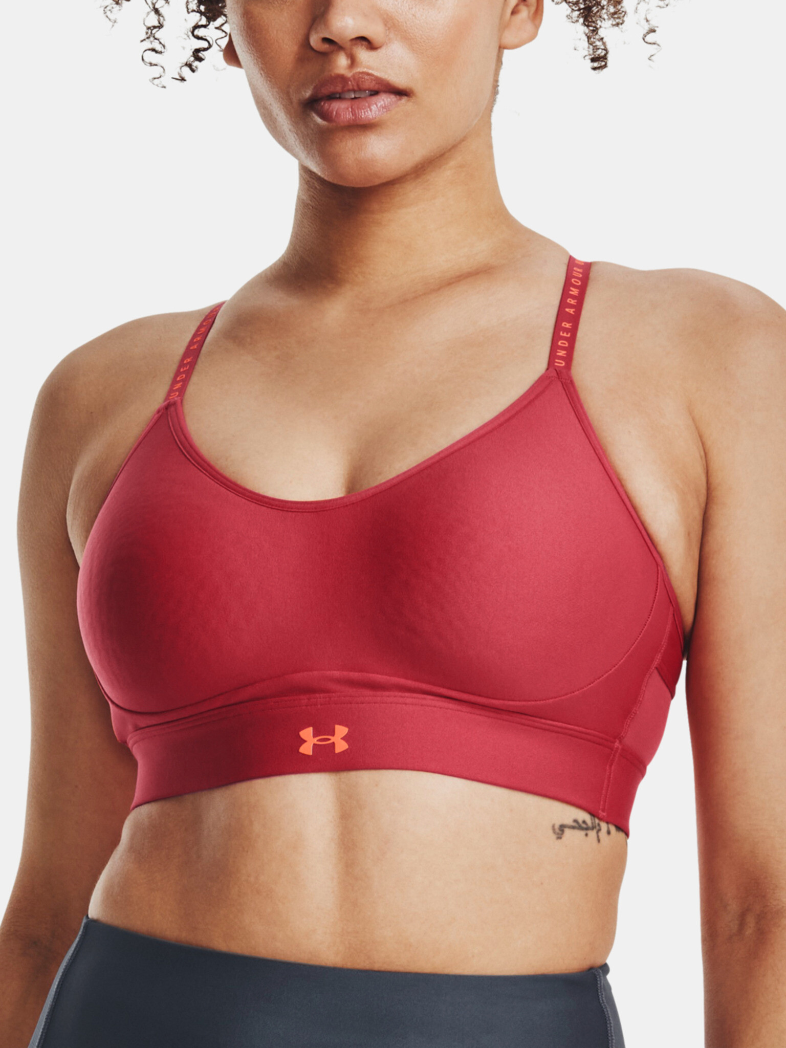 Under Armour Infinity Covered Low-RED Sport Bra Red - Pepit.gr