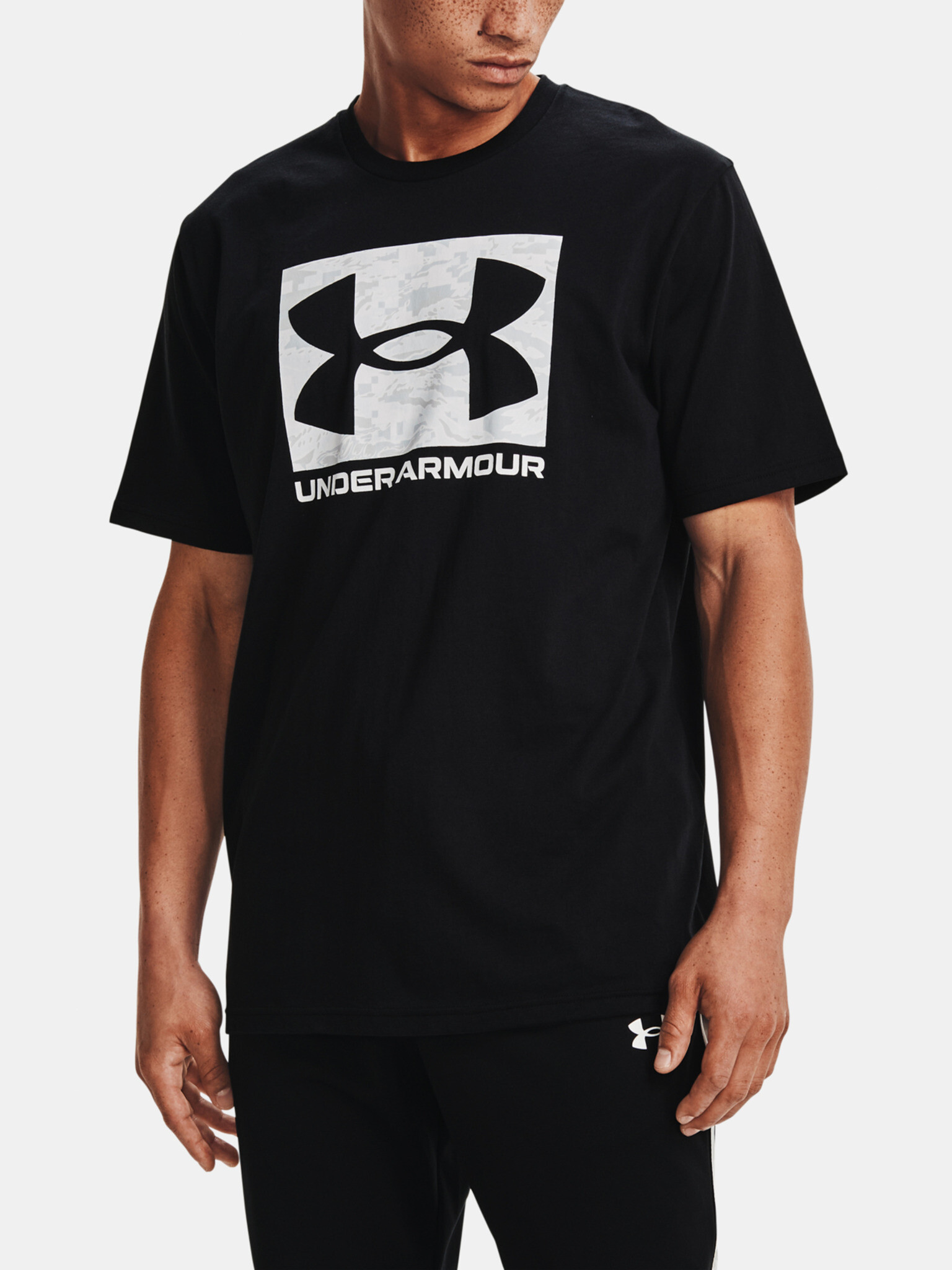 Under Armour UA ABC Camo Boxed Logo SS T-shirt Black - Pepit.gr