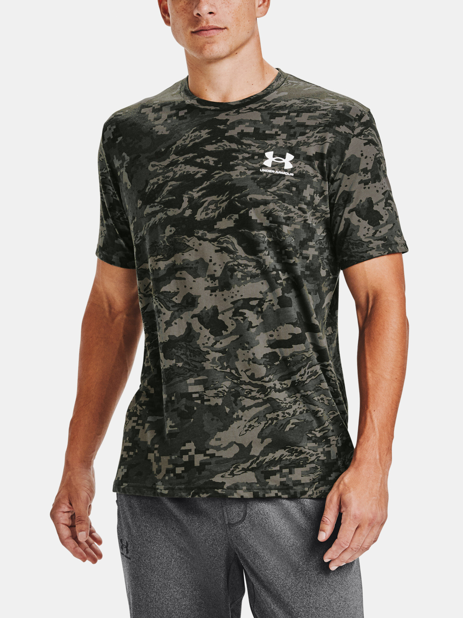 Under Armour UA Abc Camo SS T-shirt Green - Pepit.gr