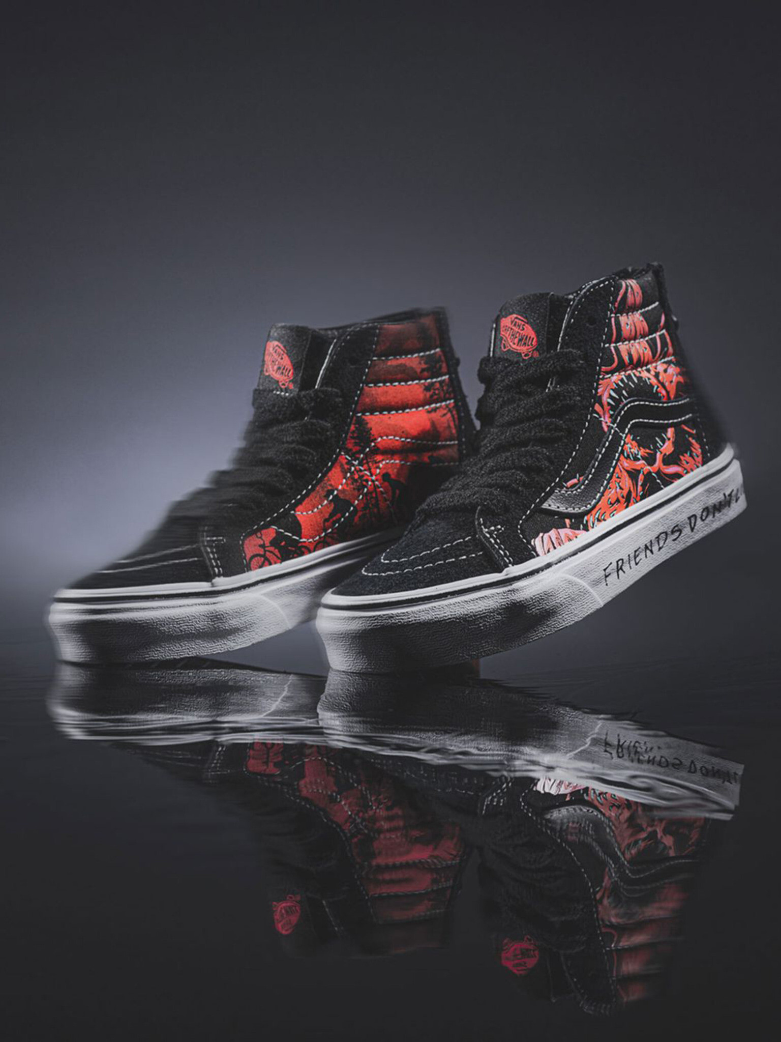 Vans x Stranger Things Sk8-Hi Zip Kids Sneakers Black - Pepit.gr