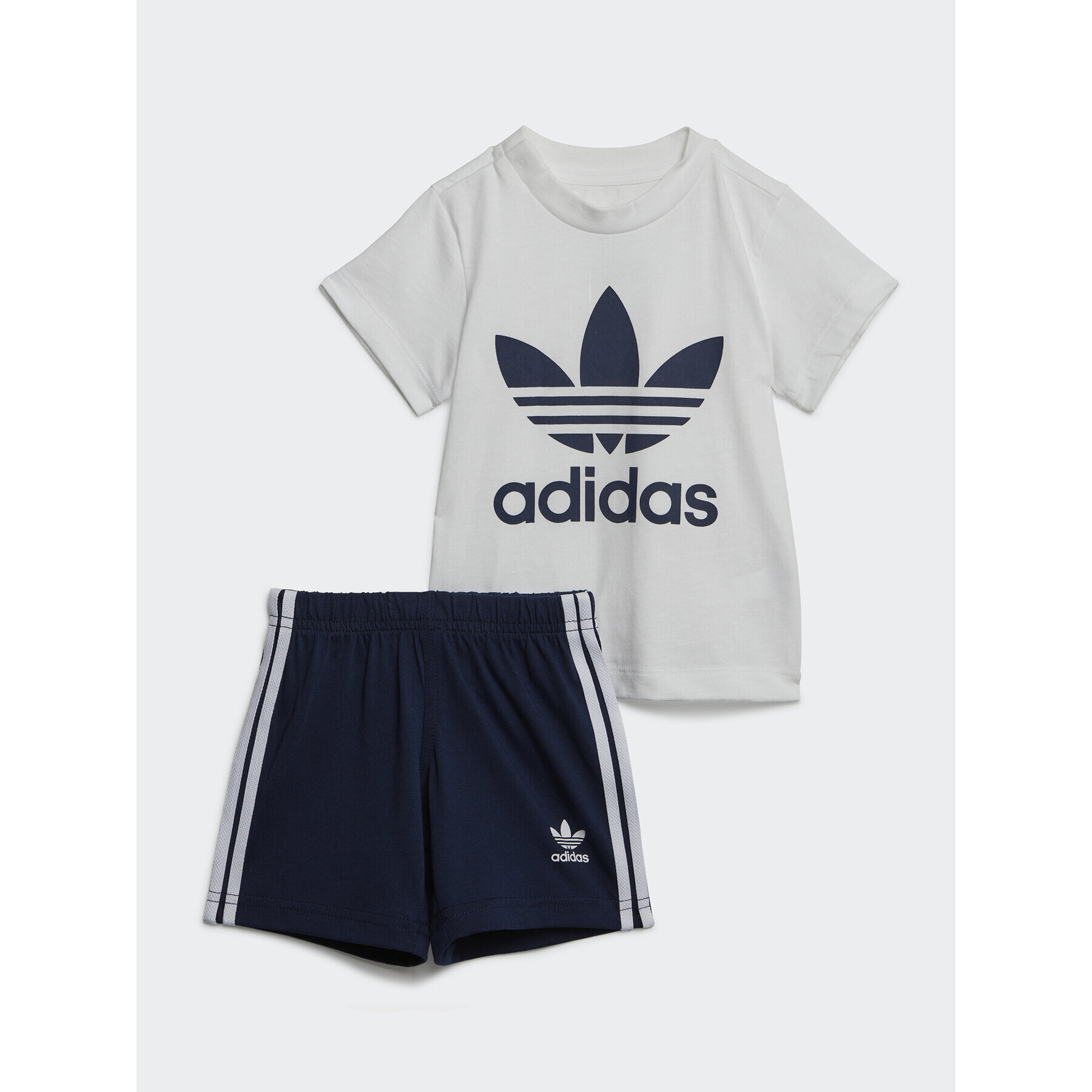 adidas Σετ t-shirt και αθλητικό σορτς - Pepit.gr