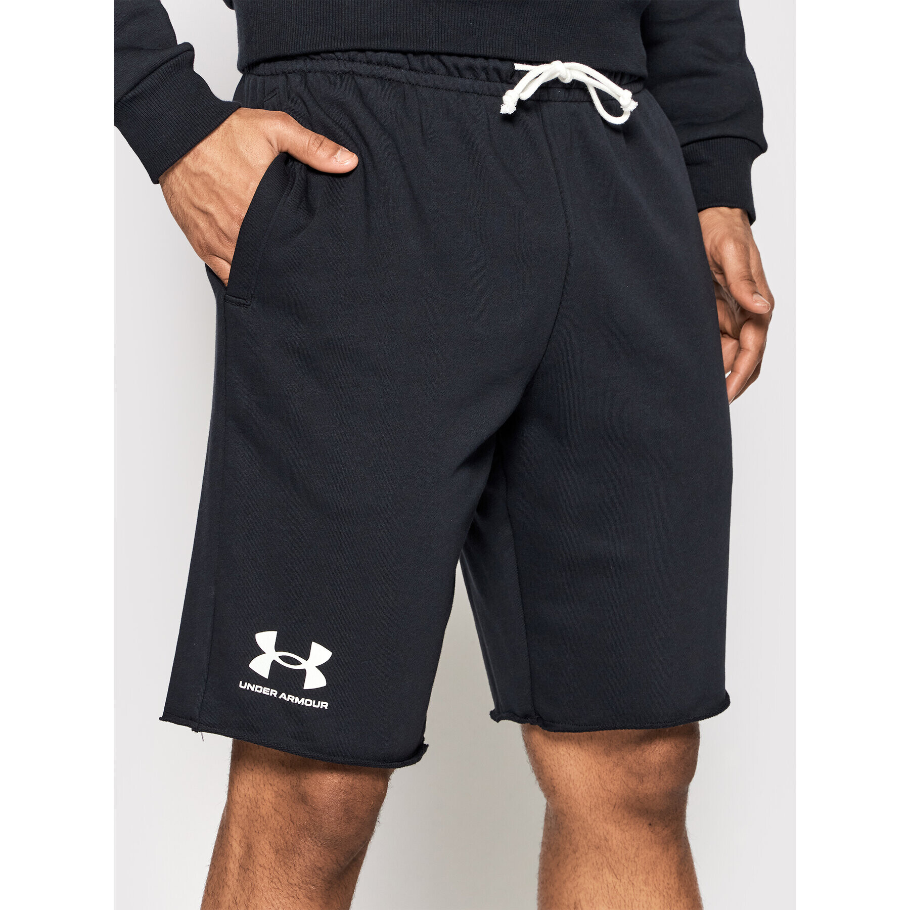 Under Armour Αθλητικό σορτς - Pepit.gr